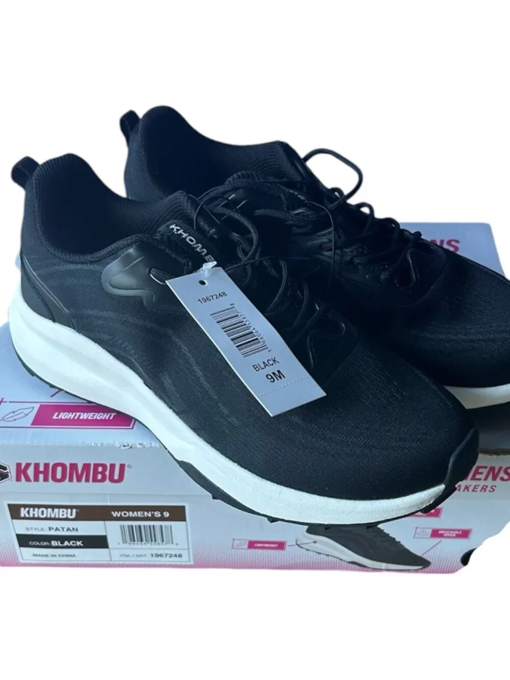 Khombu Women's Sneaker lightweight Memory Foam Black Size 9